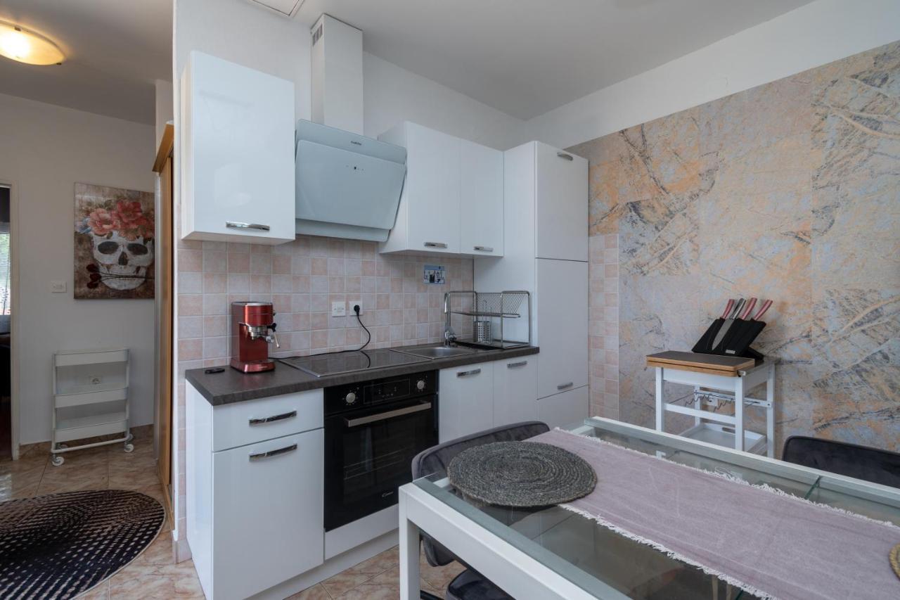 Apartments With Wifi Sali, Dugi Otok - 8189 Exterior photo